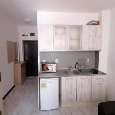 Jordan Studio The Green Paradise Primorsko